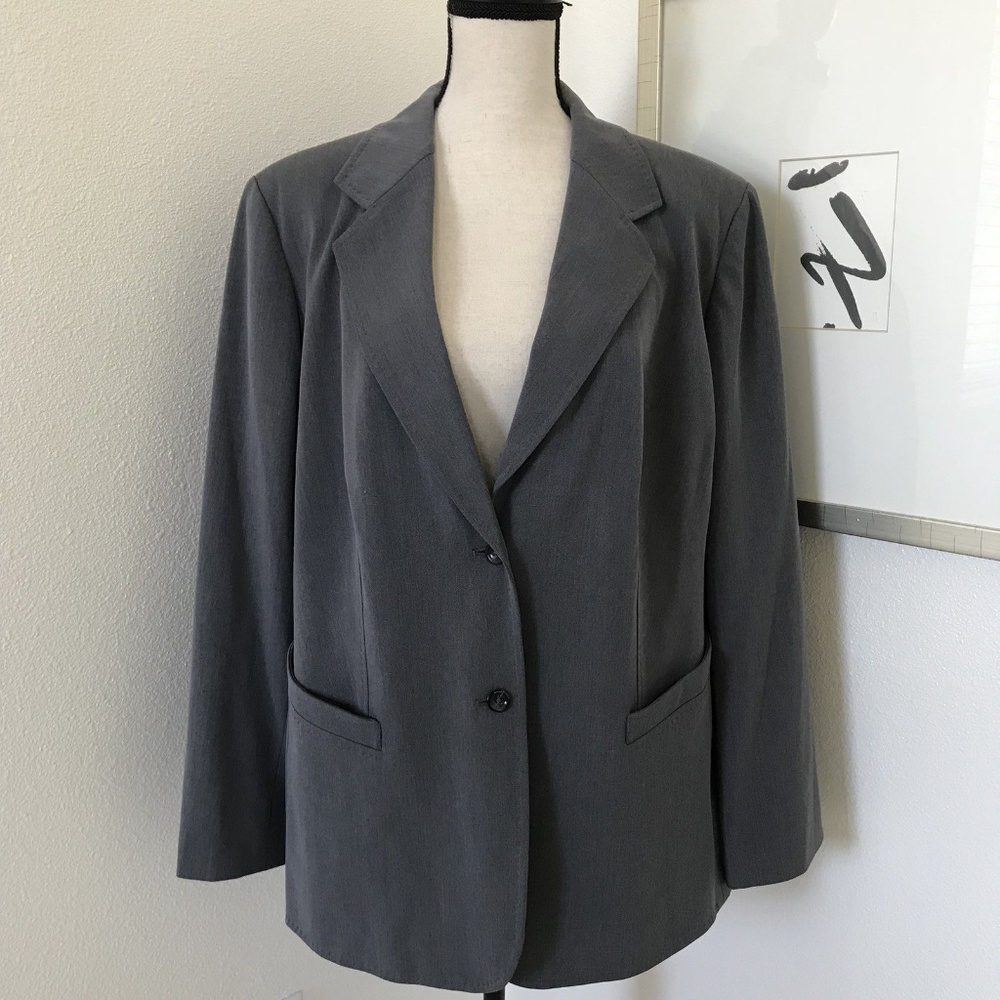 🌹🌹NWT Worthington Woman Blazer size 22W Gray
